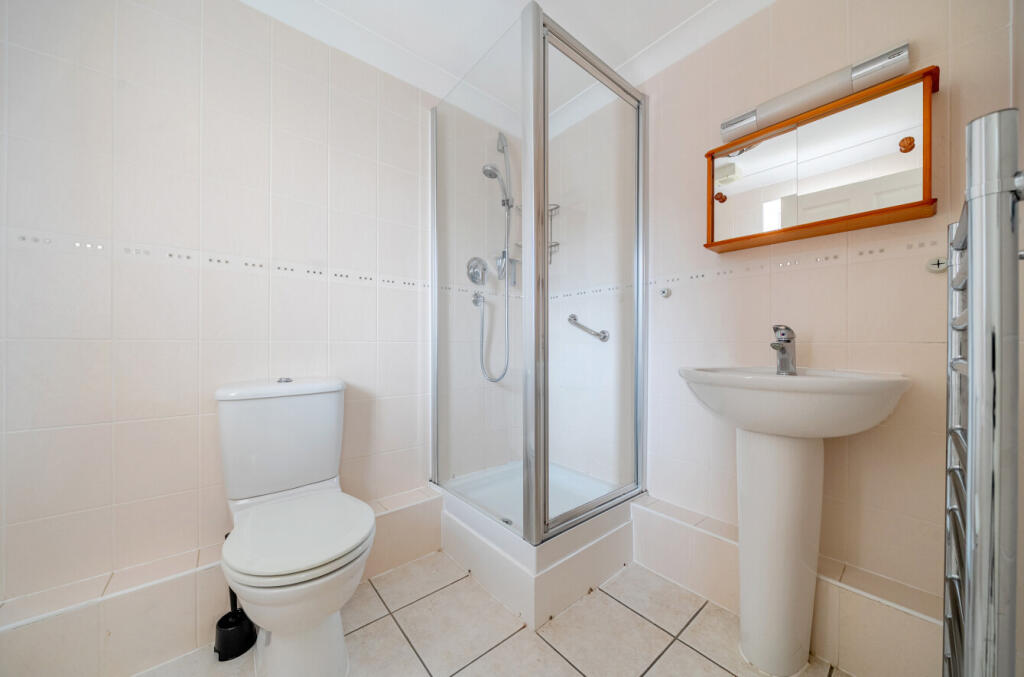 1372458-23-6908c9...