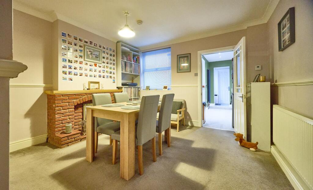 REAR DINING ROOM