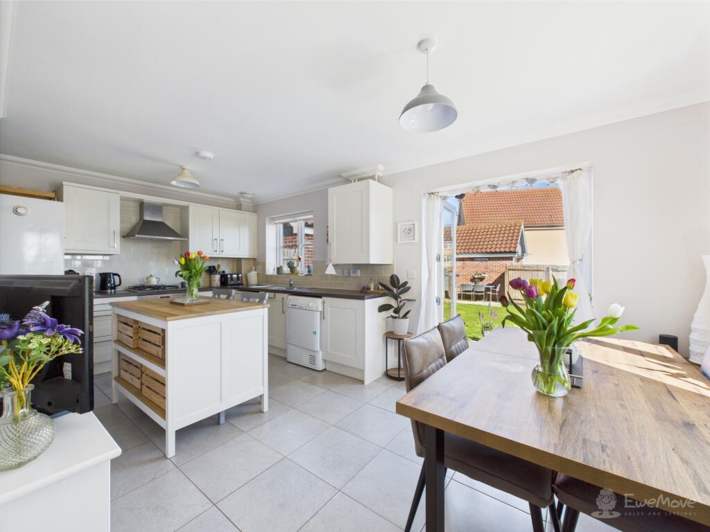 Kitchen- Mark Stephens EweMove Newmarket and Soham