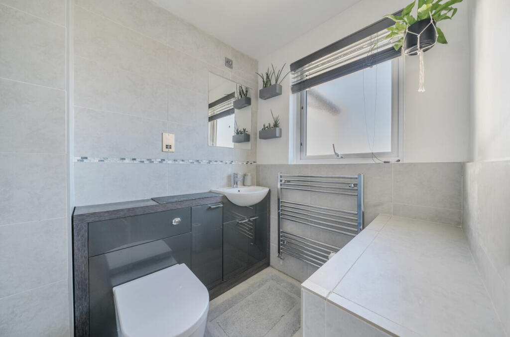 1357716-23-68d549...