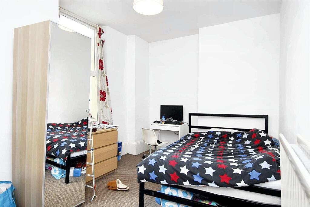 bedroom two (1).jpeg