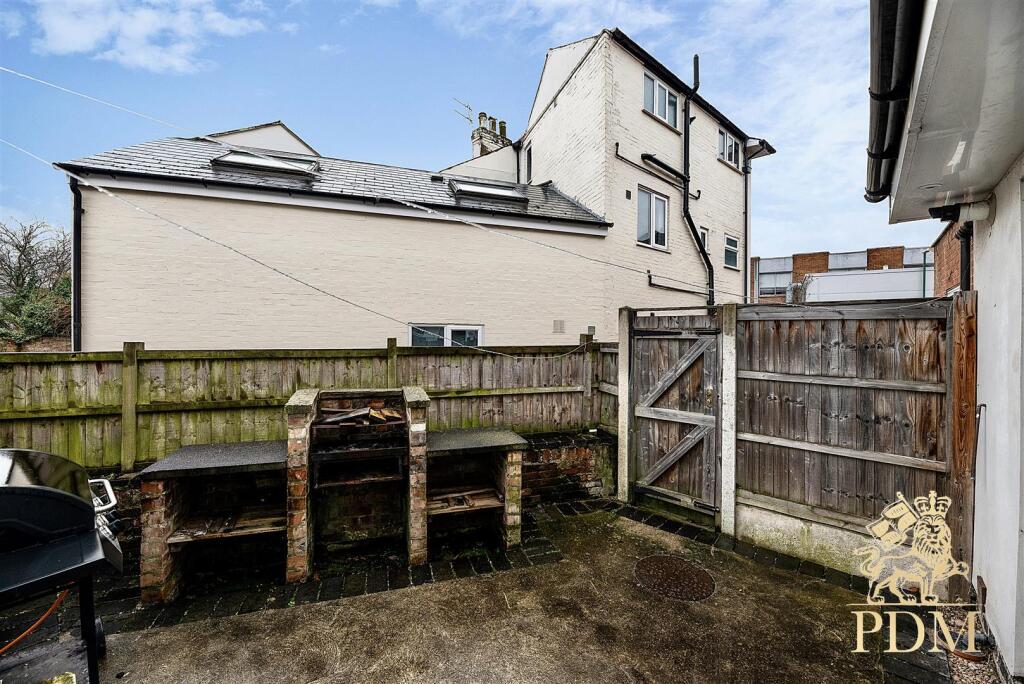 41 Midland Avenue (4 of 17).jpg