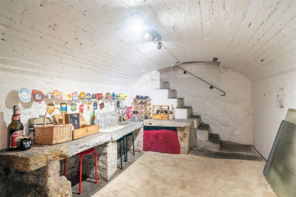 Basement-2.jpg