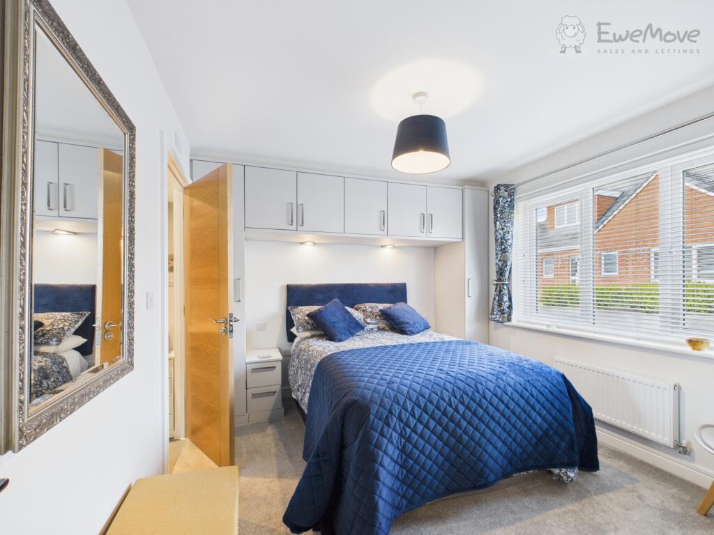 CAM03640G0-PR0067-STILL004