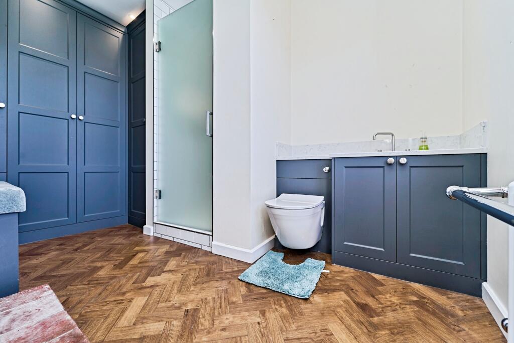 Bedroom 1 Ensuite