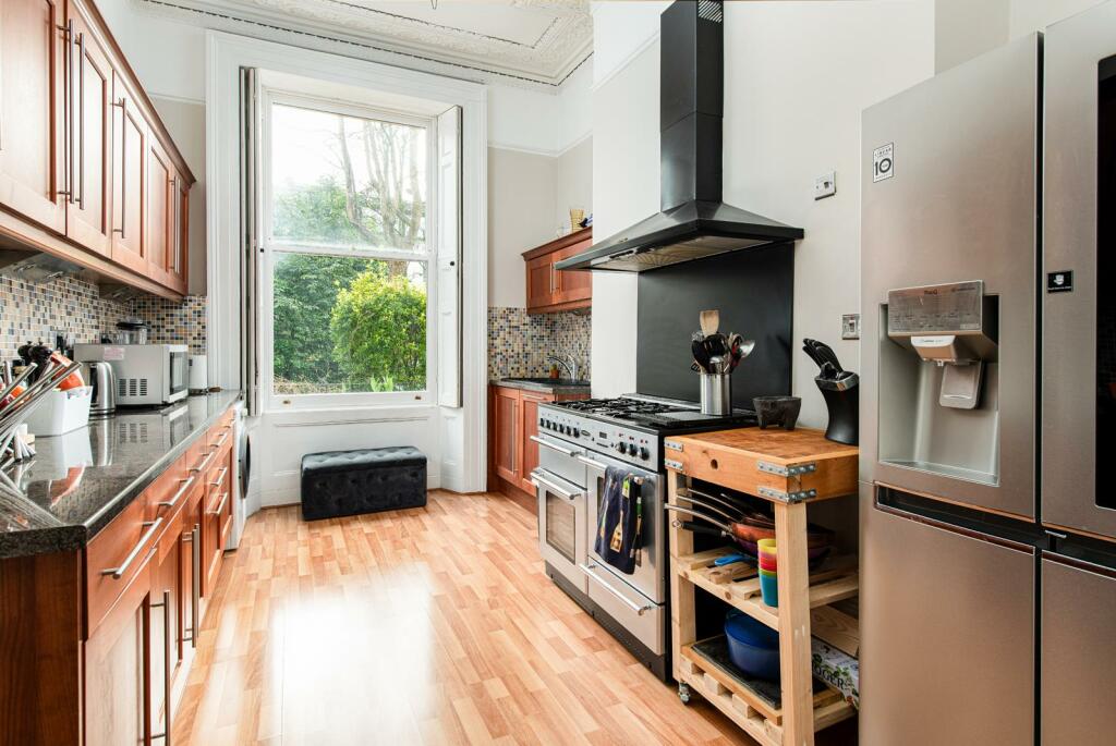 Kitchen_1.jpg