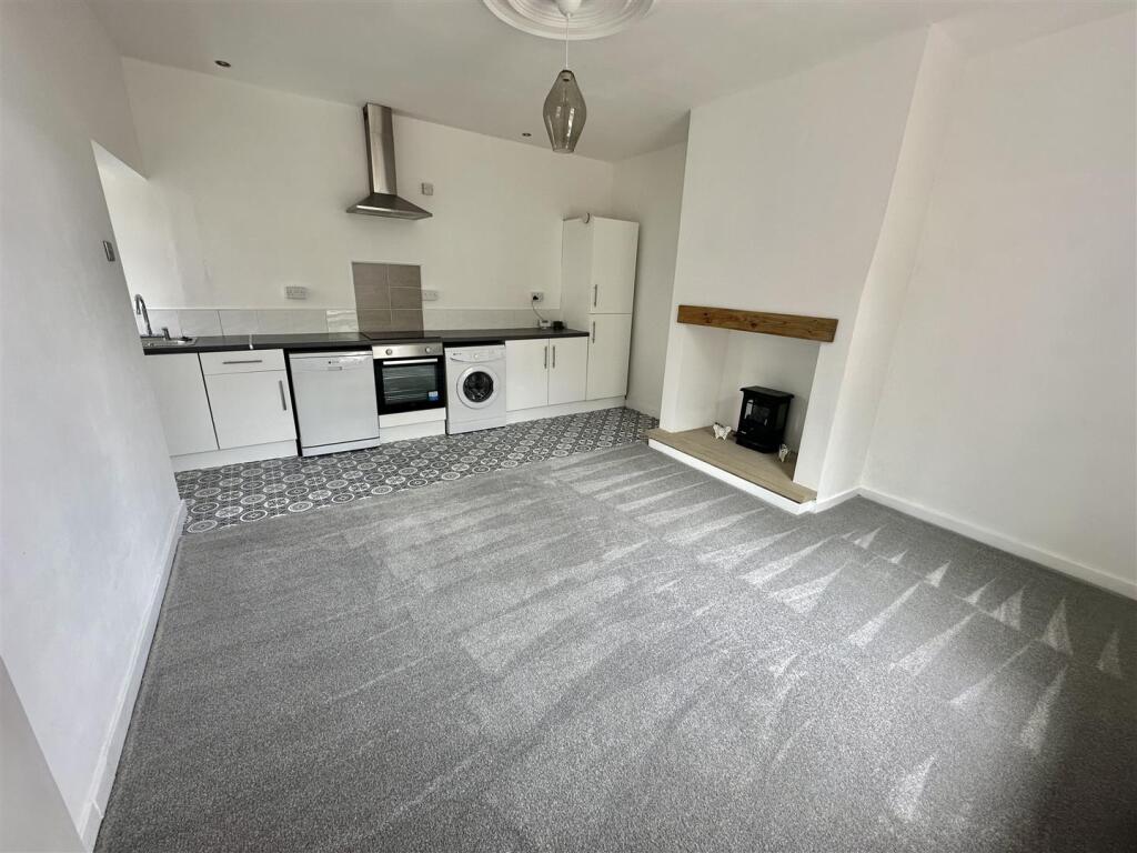 7 King Street - 9.jpg