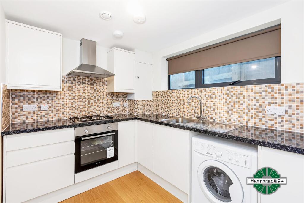 2, 14 Cameron Road -001.jpg