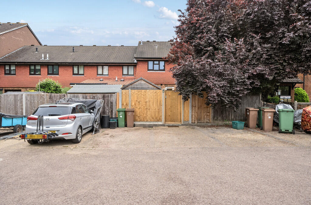 1299077-6-683587a...