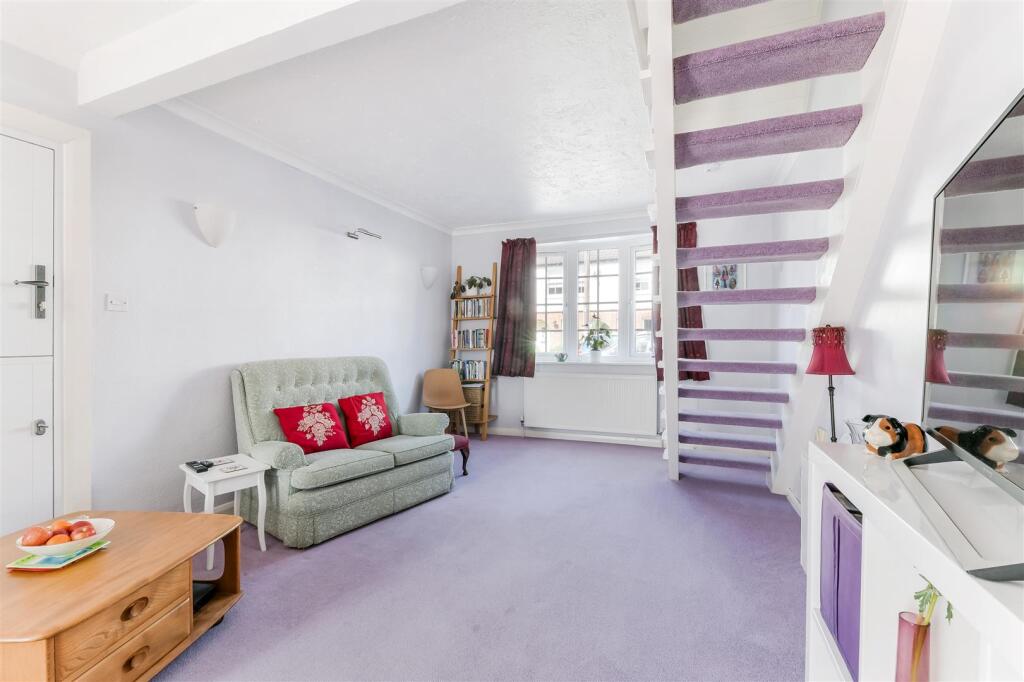 FERNDALE ROAD (15).jpg