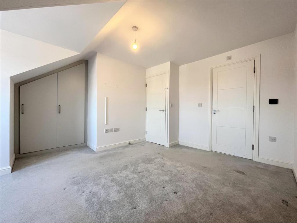 Bedroom 1 Aspect 2