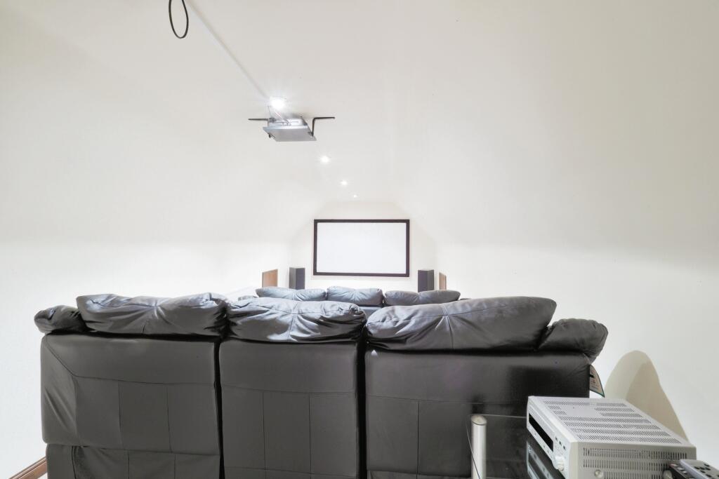 Norlandhousechurchhillretforddn229dg-032