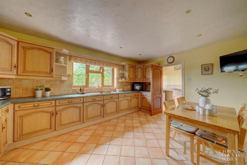 Valley Views (29).jpg