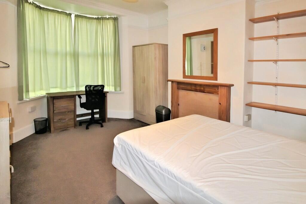 861233da-Bedroom ...