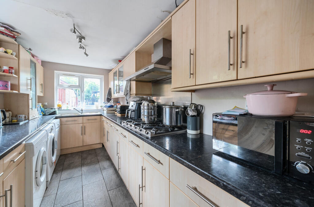 1326932-17-6880af...