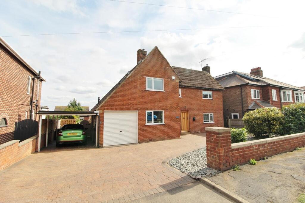 Snackgate Lane, Heighington Village