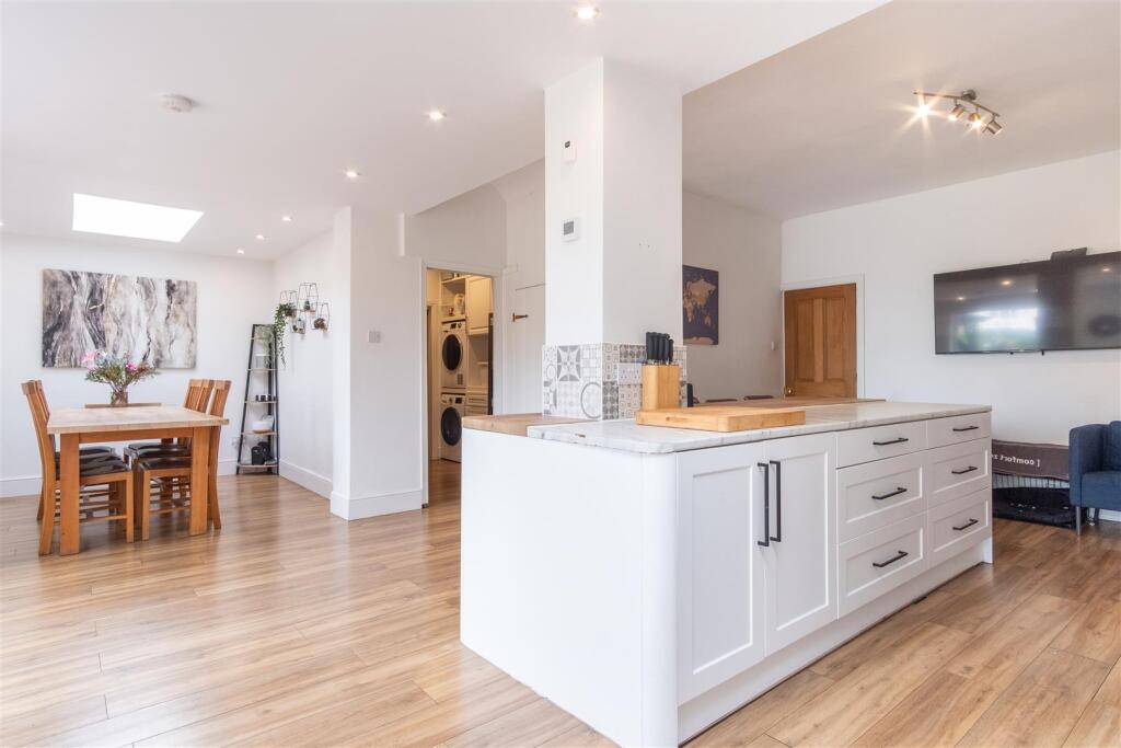 Kitchen/Dining/Breakfast Room