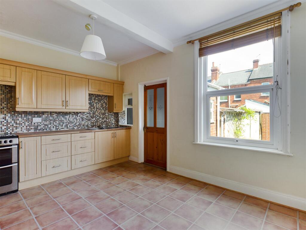 8 Normandy Road - 02.jpg