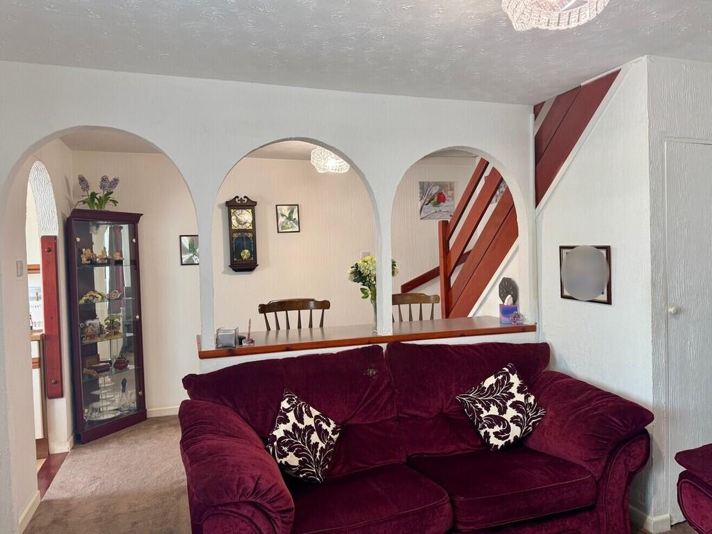 lounge to dining ...