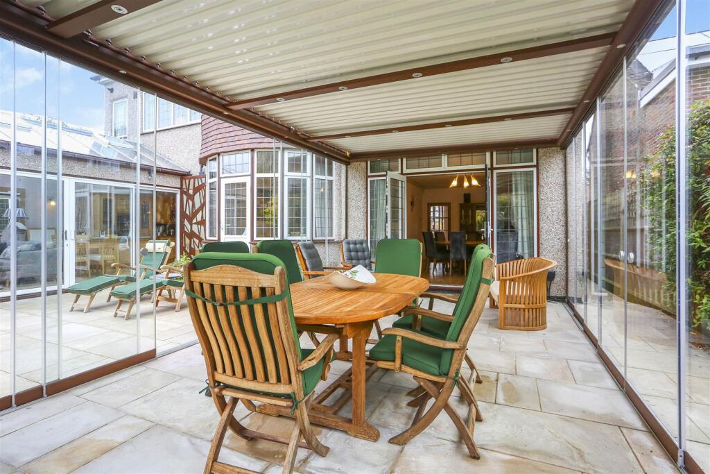 1548903635 -  WESTCOTT WAY, SM2 - 23.jpg