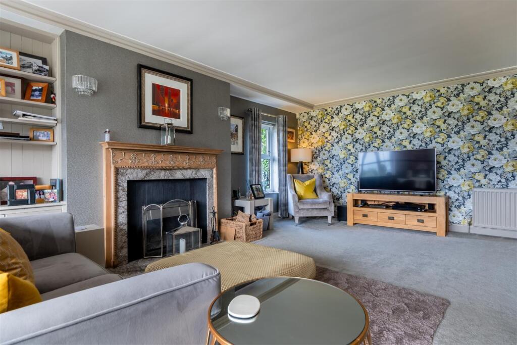Hill Farm House-075.jpg