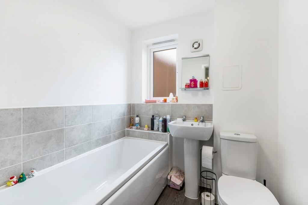 26 Swift Gardens (Kirton)-17