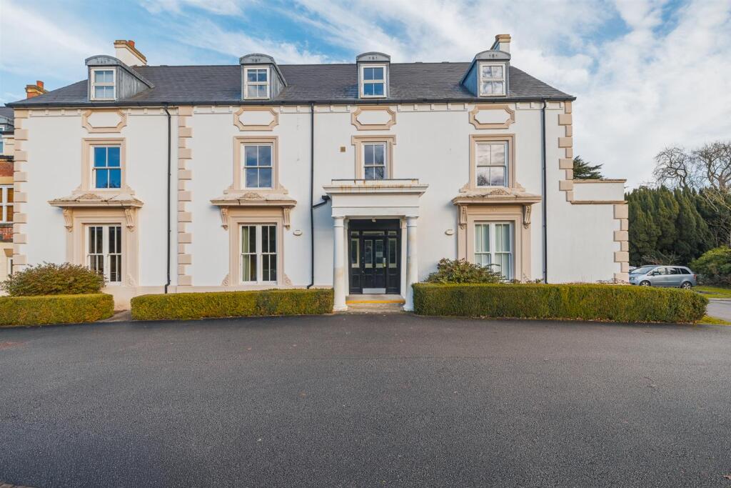 5 New Hall Manor-58.jpg