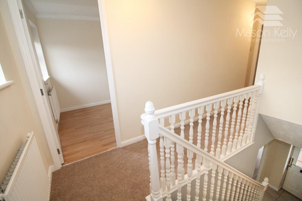 FIRST FLOOR LANDING