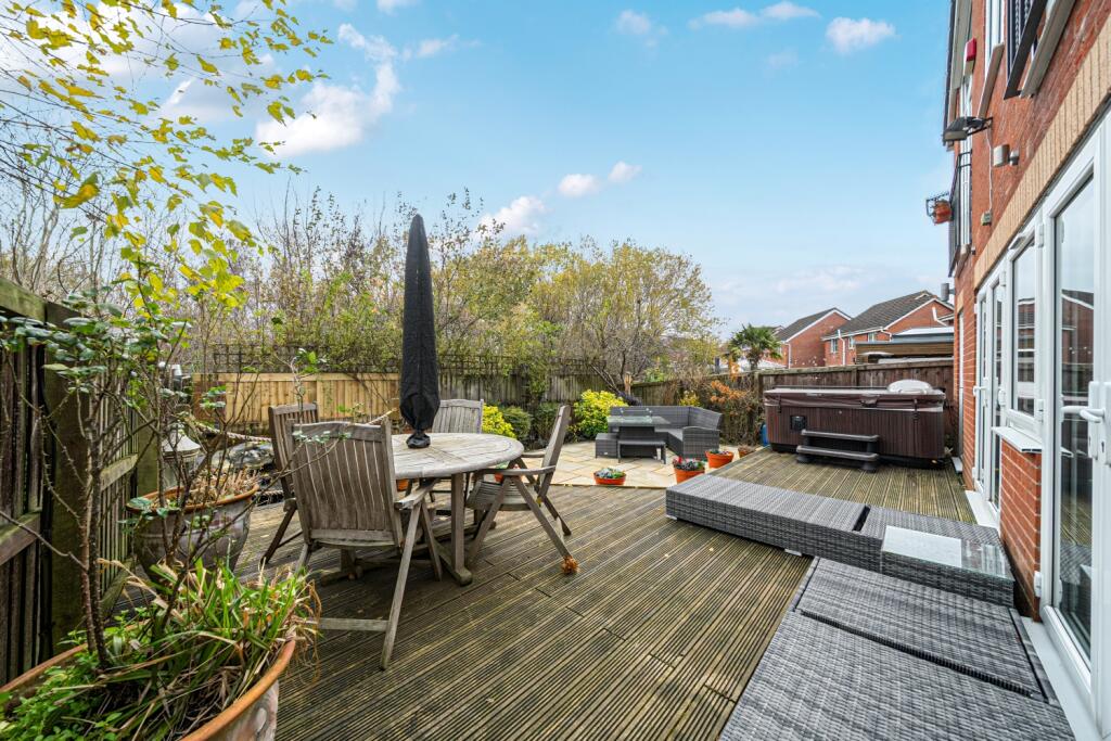 1383222-64-69298bd672aac-ARW-1