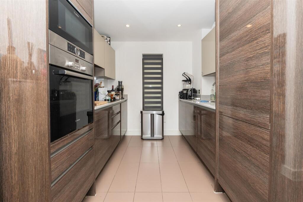 349-Electricity-House-BS1-4TB-17.jpg