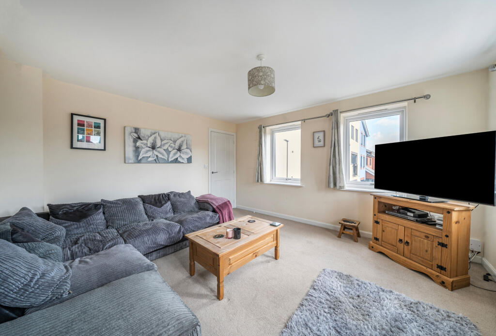 1294256-9-682b4db...