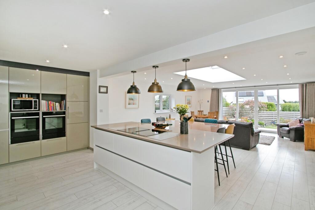 Kitchen - Family Room