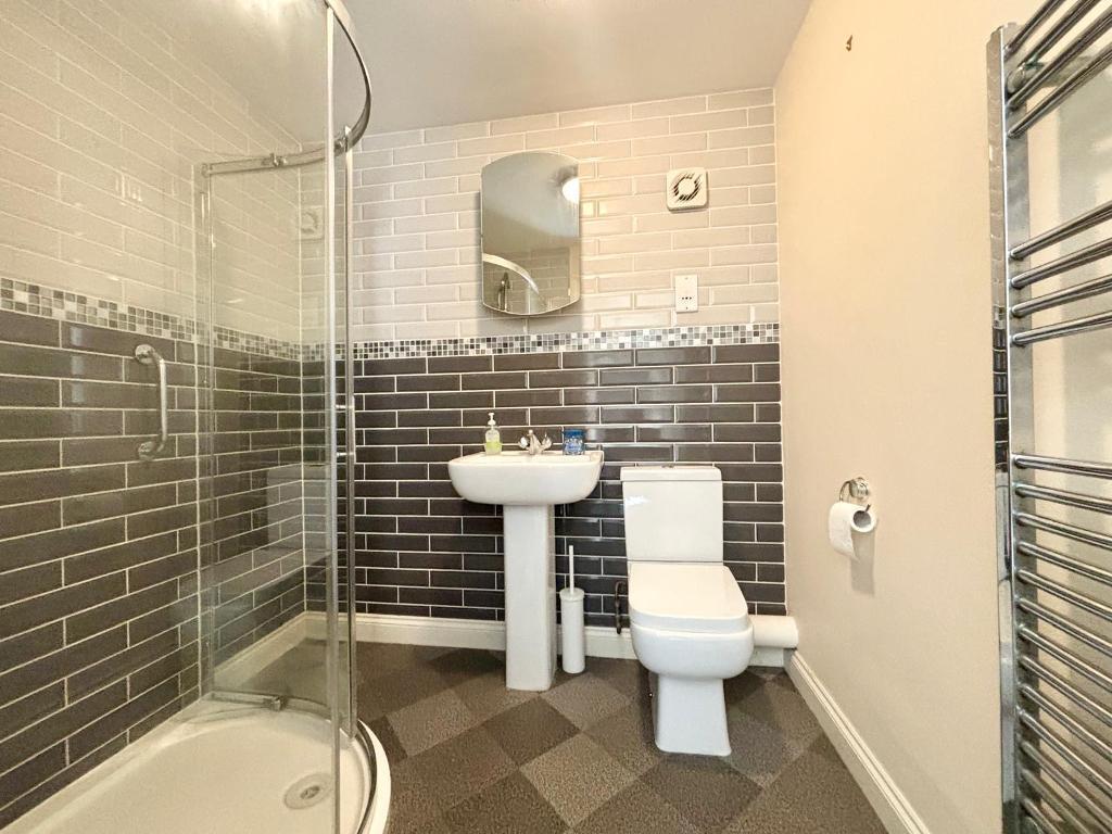 Family Shower Room