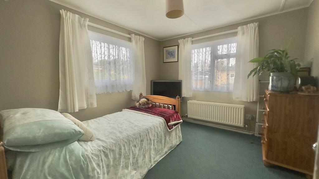 1D4933E7-A8B0-424...