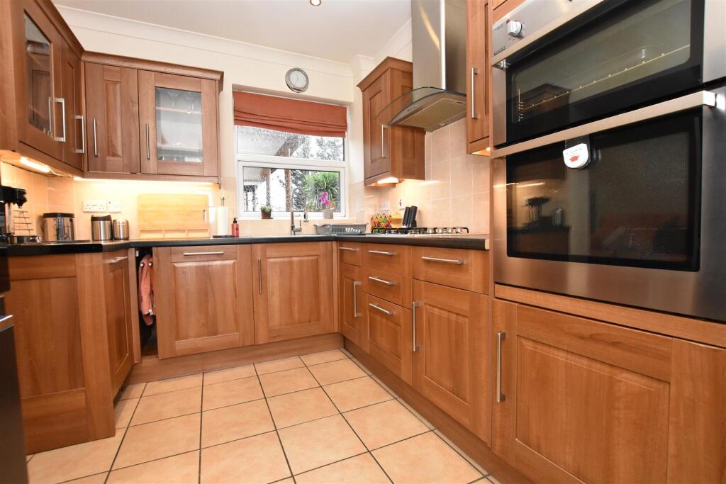 DSC_0554 - Copy (7).JPG