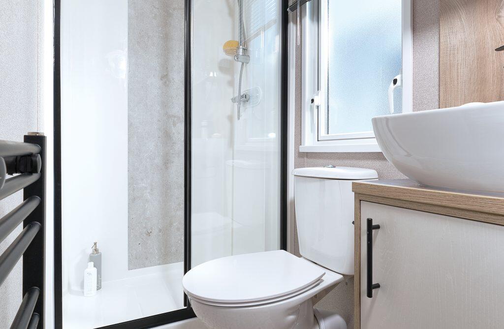 Abi Beverley Bathroom 0601 Rt 1920x1254 1 1024x669