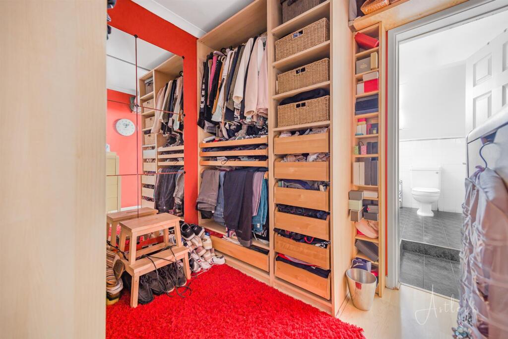 Walk In Wardrobe
