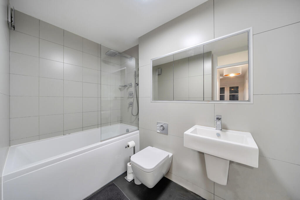 1393142-8-6943d73...