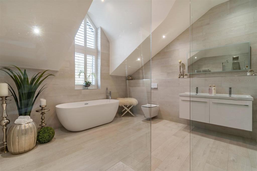 8496165-interior39.jpg