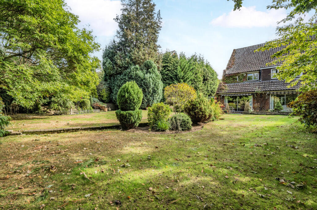 1354452-7-68d3cb4...