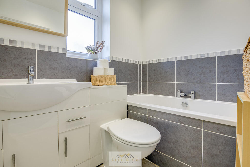 Bathroom 1.1