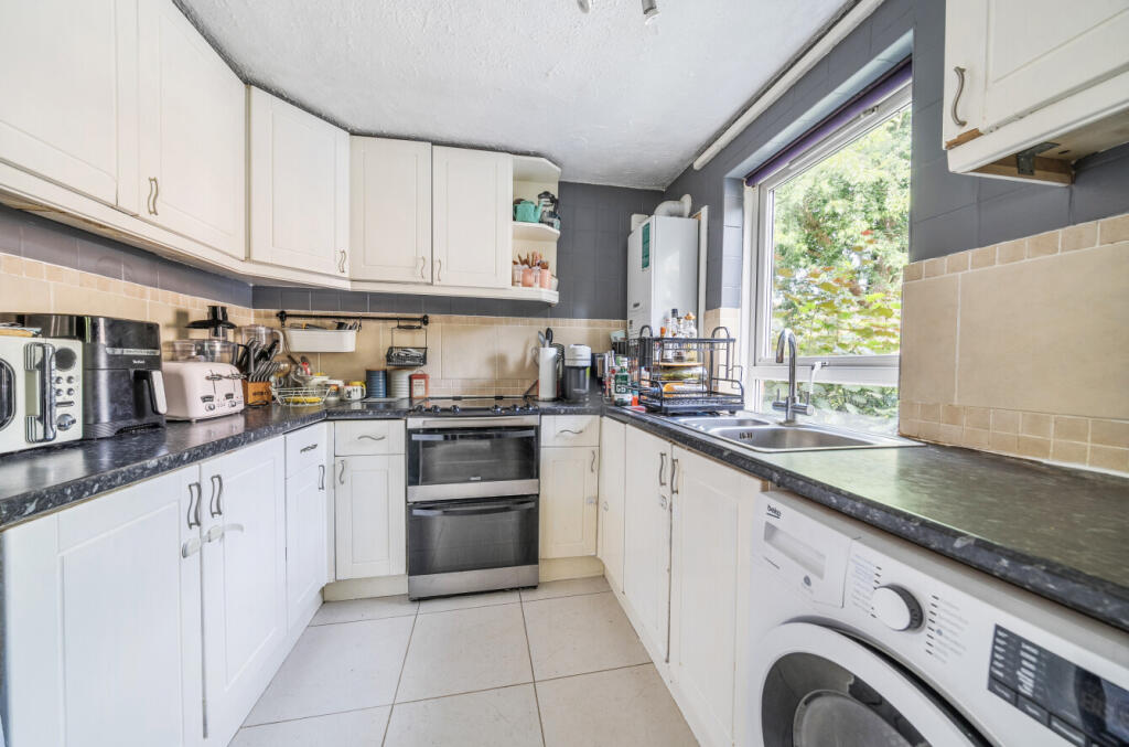 1329679-8-6883545...