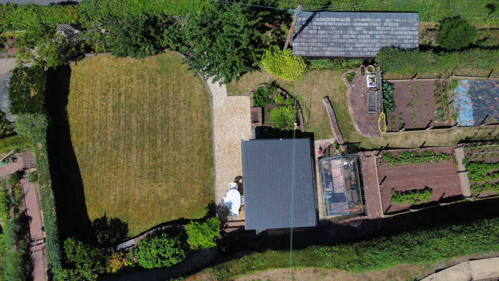 dji_fly_20250710_152724_207_1752157675064_photo_op