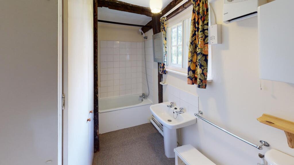 The-Nuttery-Bathroom.jpg
