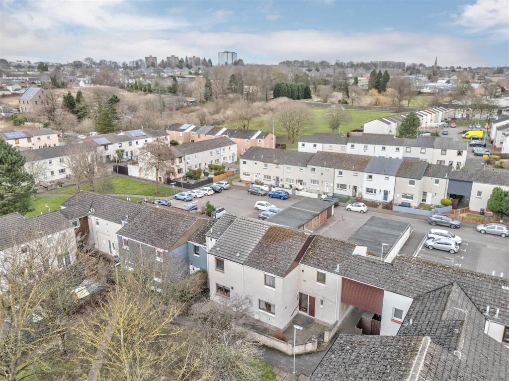 17 Broomlee Road Dundee-3.JPG