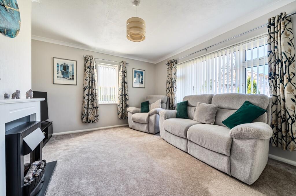 1353456-19-68bff863a6717