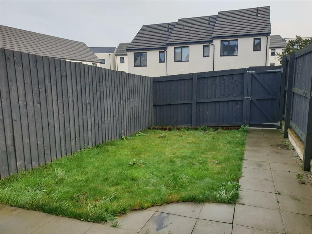 Garden 1.jpg