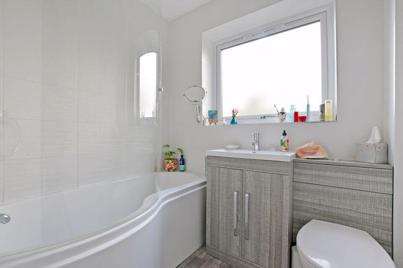 Modern Bathroom 