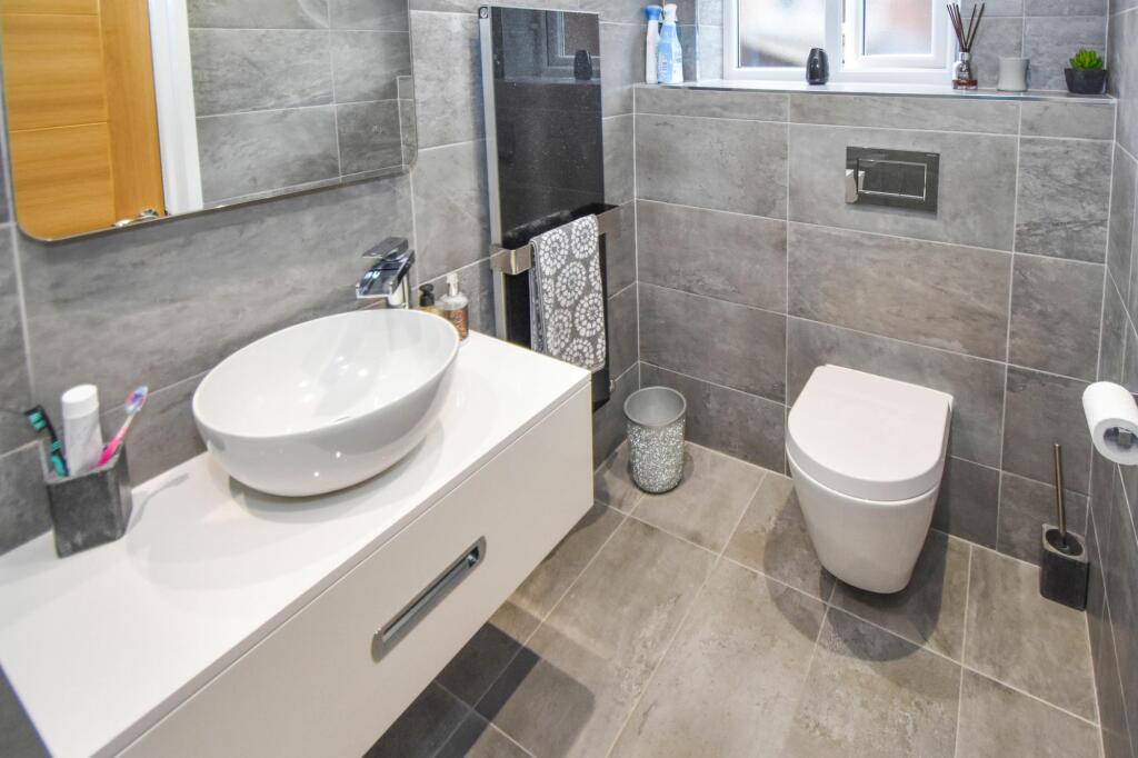 En-Suite Shower Room