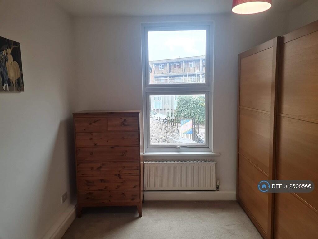 Bedroom With Large Wardrobe And Chest Of Drawers